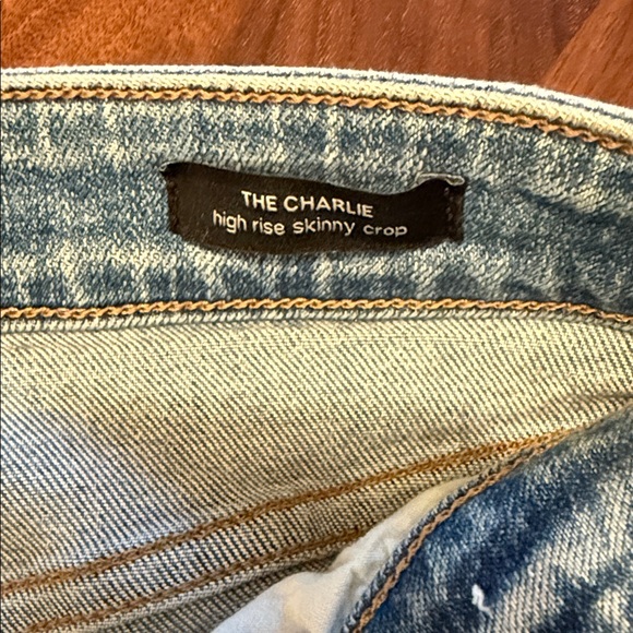 Joe's Jeans Light Distressed Ankle Jeans The Charlie high rise skinny crop 28 - Picture 3 of 5